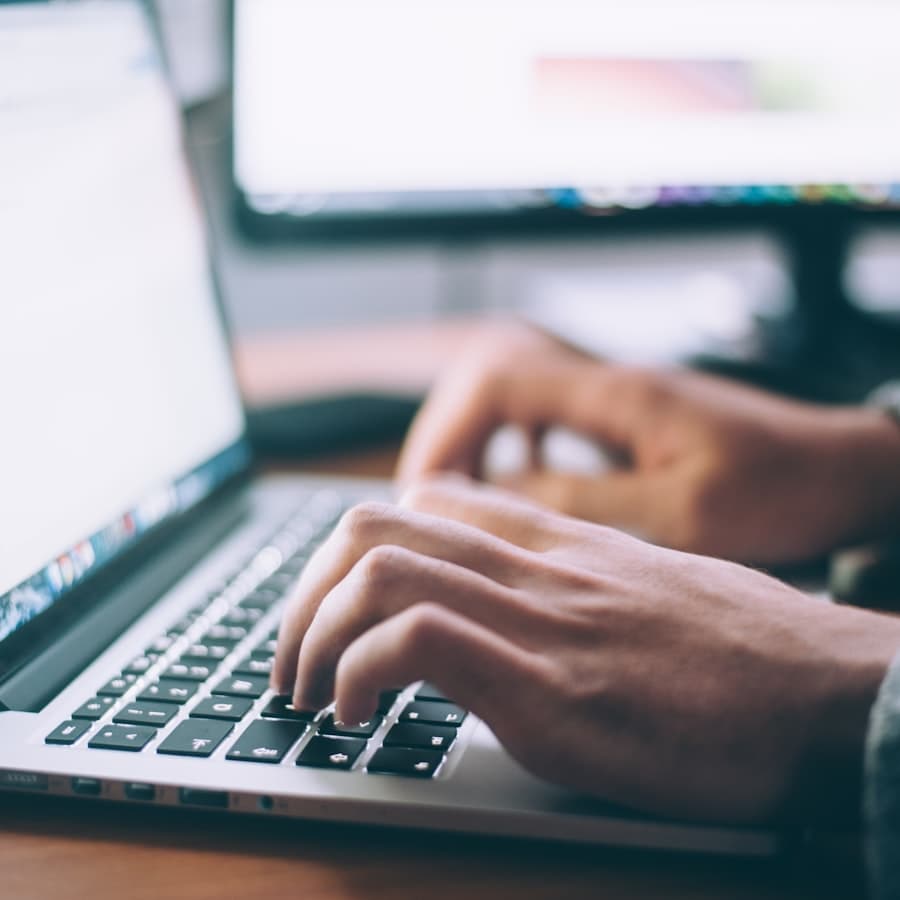 Rédaction et génération de texte sur un ordinateur
